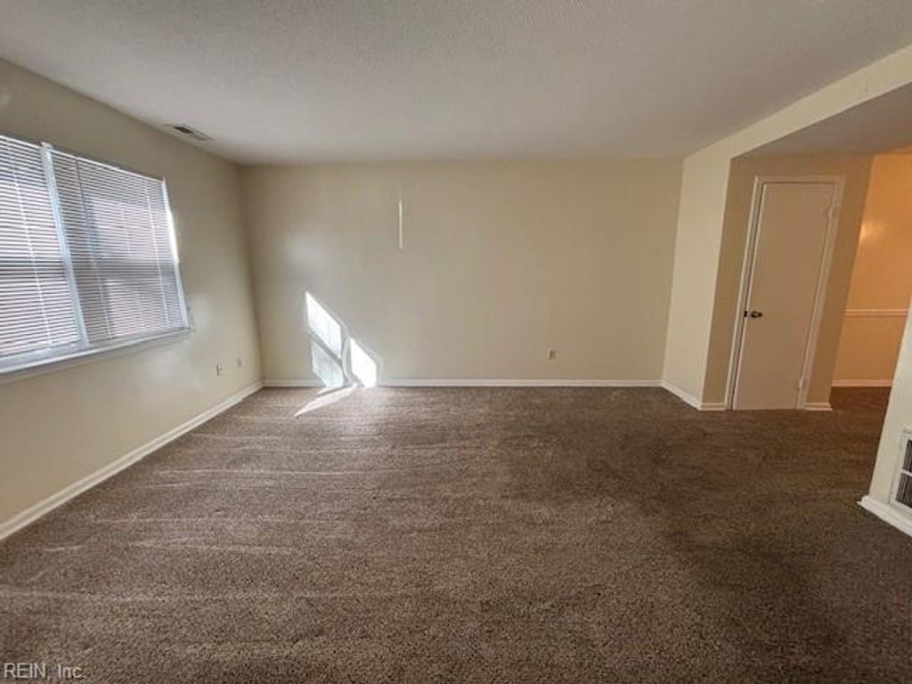 Photo of 510 Jonathan Court, Virginia Beach, VA 23462 (MLS # 10616893)