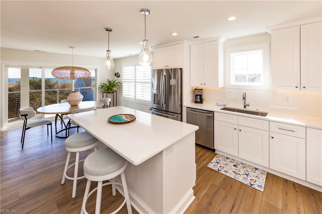 Virginia Beach, Virginia, 23451, United States, 3 Bedrooms Bedrooms, ,4 BathroomsBathrooms,Residential,Active,2028170