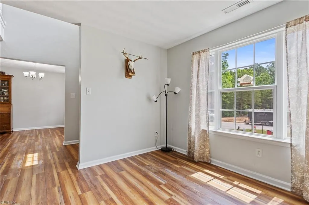 Franklin, Virginia 23851, United States, 4 Bedrooms Bedrooms, ,3 BathroomsBathrooms,Residential,Pending,132085