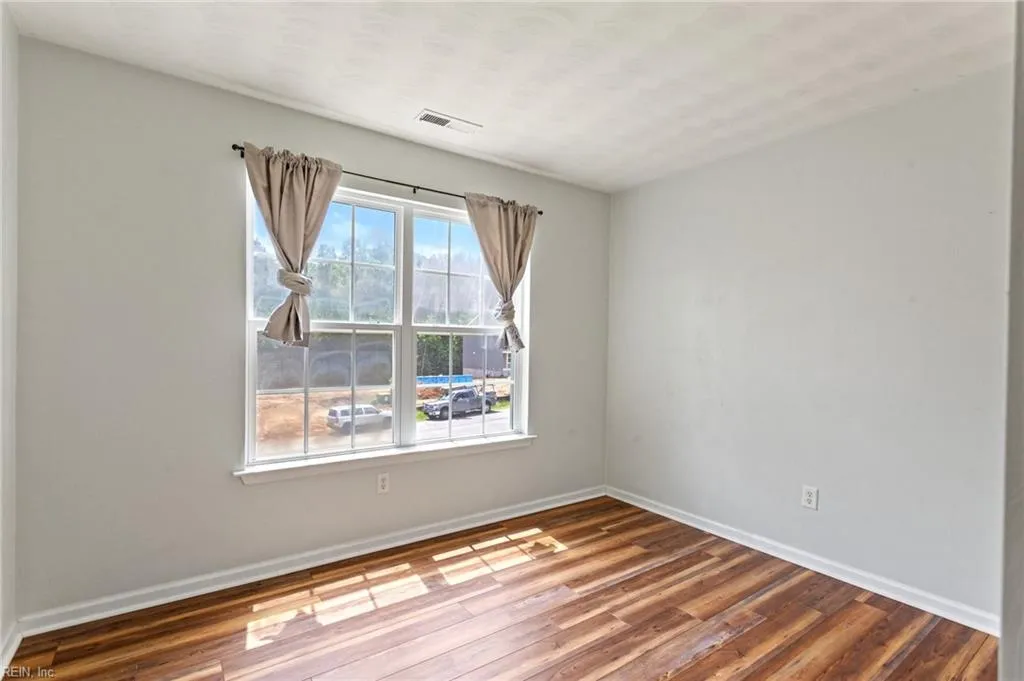 Franklin, Virginia 23851, United States, 4 Bedrooms Bedrooms, ,3 BathroomsBathrooms,Residential,Pending,132085