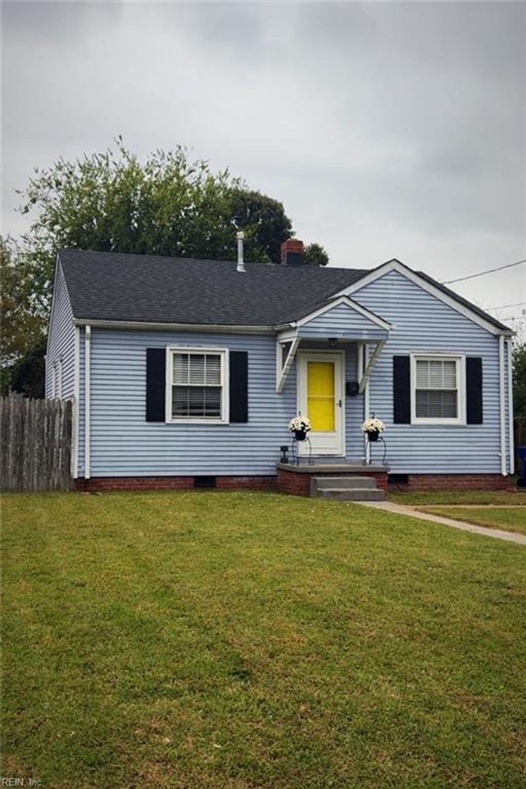 Photo of 58 Harvard Road, Portsmouth, VA 23701 (MLS # 10625654)
