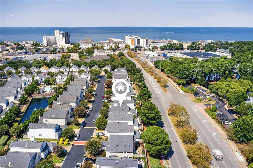 Virginia Beach, Virginia 23451, United States, 3 Bedrooms Bedrooms, ,3 BathroomsBathrooms,Residential,Active,204646