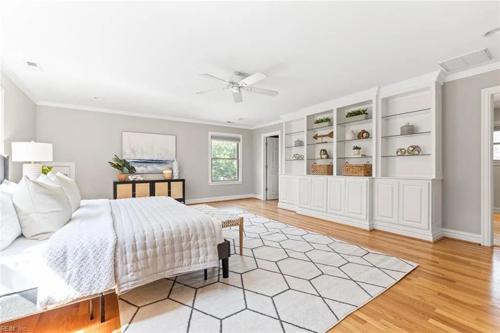 Virginia Beach, Virginia 23454, United States, 5 Bedrooms Bedrooms, ,6 BathroomsBathrooms,Residential,Active,178842