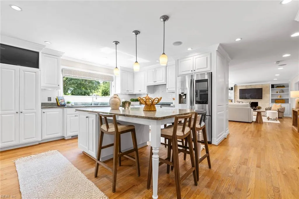 Virginia Beach, Virginia 23454, United States, 5 Bedrooms Bedrooms, ,6 BathroomsBathrooms,Residential,Active,178842