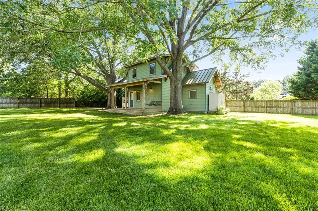 Virginia Beach, Virginia 23454, United States, 5 Bedrooms Bedrooms, ,6 BathroomsBathrooms,Residential,Active,178842