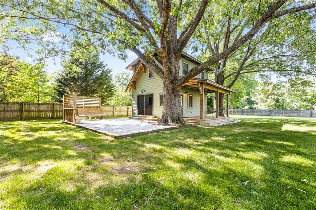 Virginia Beach, Virginia 23454, United States, 5 Bedrooms Bedrooms, ,6 BathroomsBathrooms,Residential,Active,178842