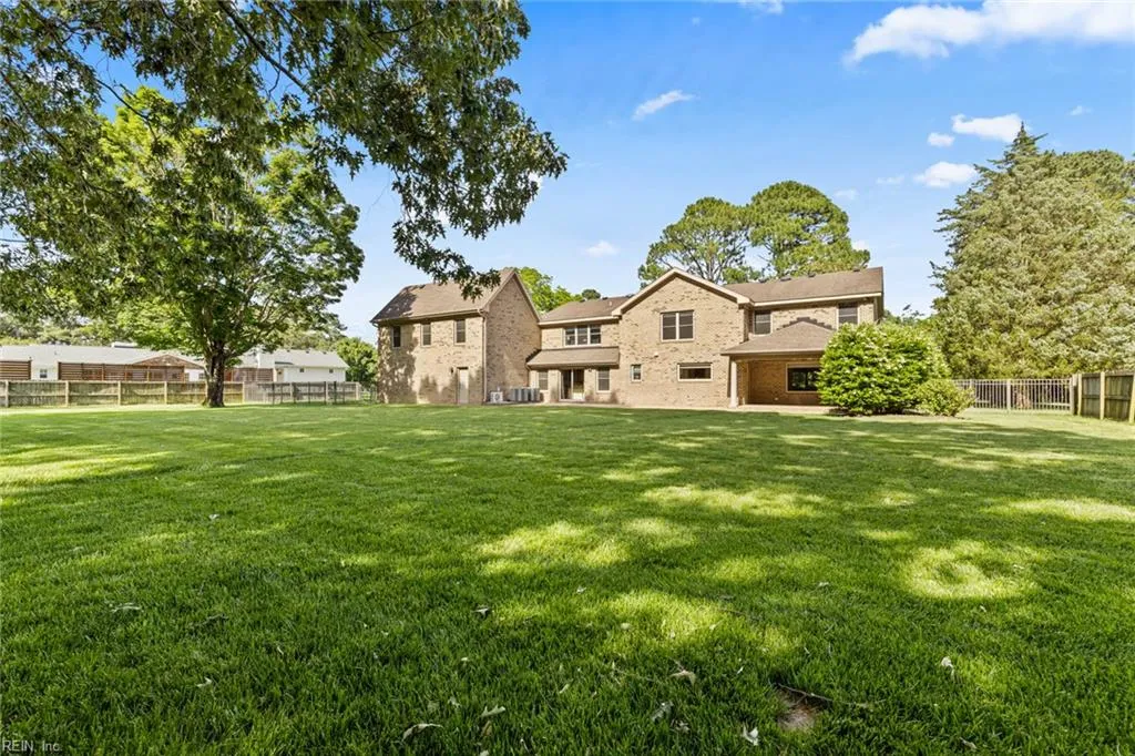 Virginia Beach, Virginia 23454, United States, 5 Bedrooms Bedrooms, ,6 BathroomsBathrooms,Residential,Active,178842