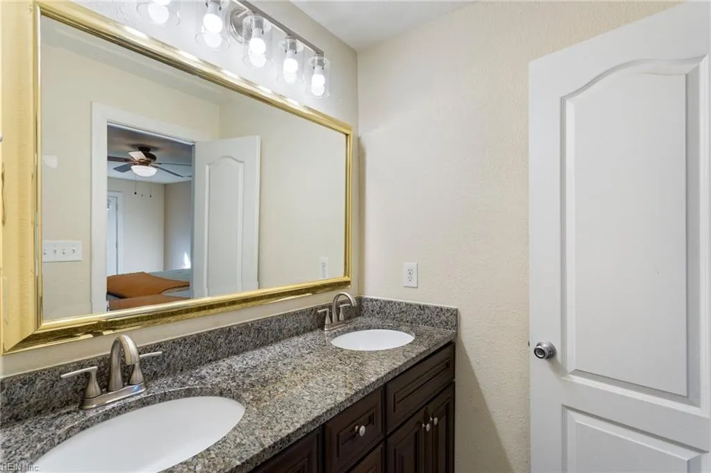 Hampton, Virginia 23666, United States, 3 Bedrooms Bedrooms, ,2 BathroomsBathrooms,Residential,Pending,116819