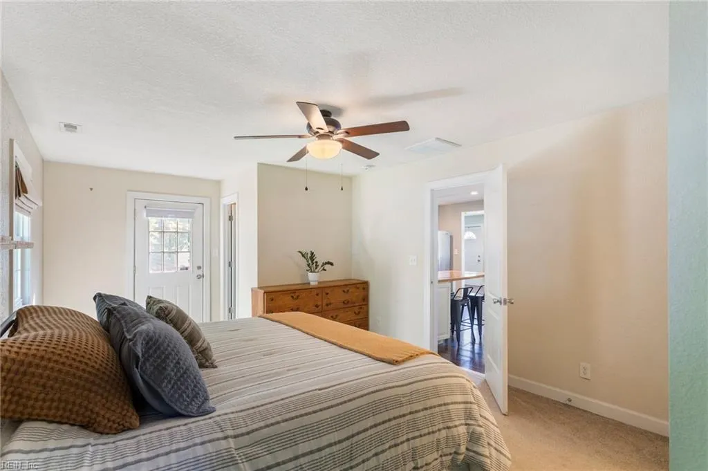 Hampton, Virginia 23666, United States, 3 Bedrooms Bedrooms, ,2 BathroomsBathrooms,Residential,Pending,116819