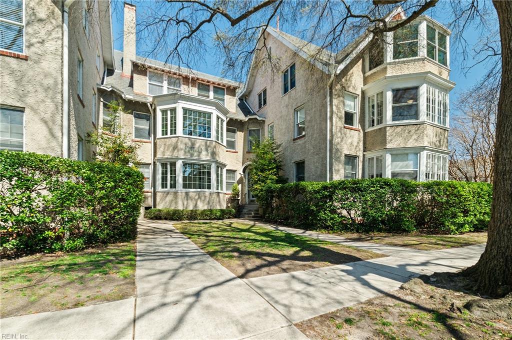 Photo of 800 Graydon Avenue #B2, Norfolk, VA 23507 (MLS # 10657004)