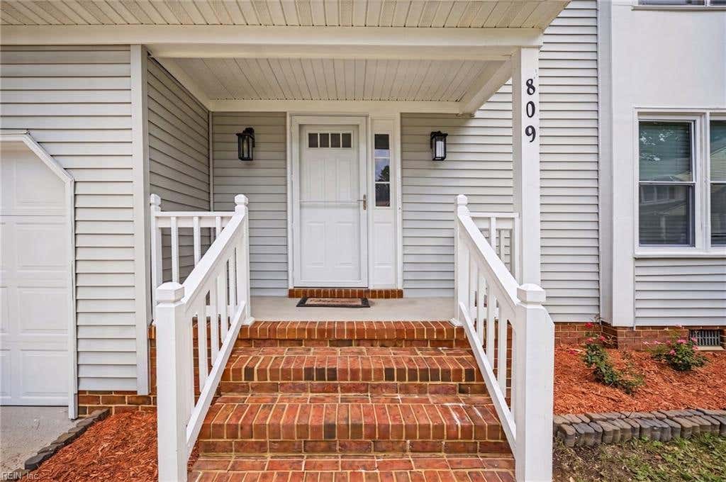Photo of 809 Bishop Court, Newport News, VA 23602 (MLS # 10645508)