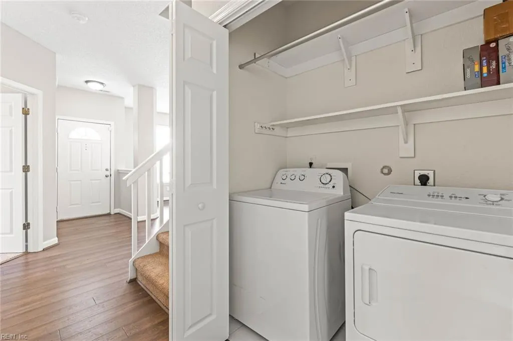 Virginia Beach, Virginia 23451, United States, 4 Bedrooms Bedrooms, ,3 BathroomsBathrooms,Residential,Active,106467