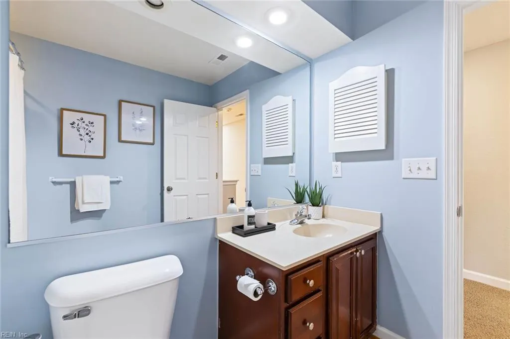 Virginia Beach, Virginia 23451, United States, 4 Bedrooms Bedrooms, ,3 BathroomsBathrooms,Residential,Active,106467