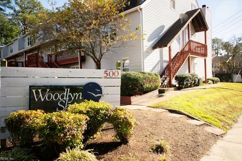 Photo of 500 Barberton Drive #101, Virginia Beach, VA 23451 (MLS # 10605348)