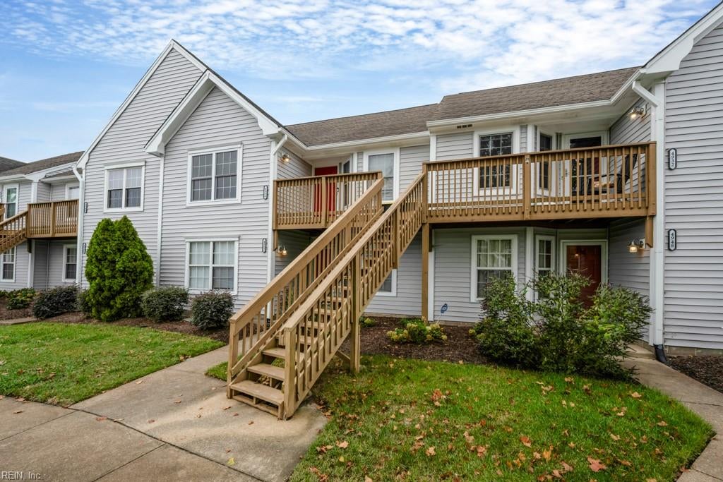 Photo of 4936 Willow Pointe Lane, Virginia Beach, VA 23464 (MLS # 10656839)