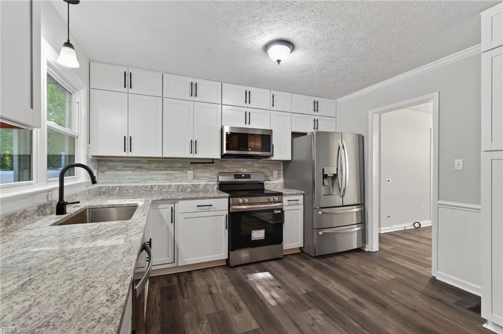 Photo of 46 Manilla Lane, Hampton, VA 23669 (MLS # 10606450)
