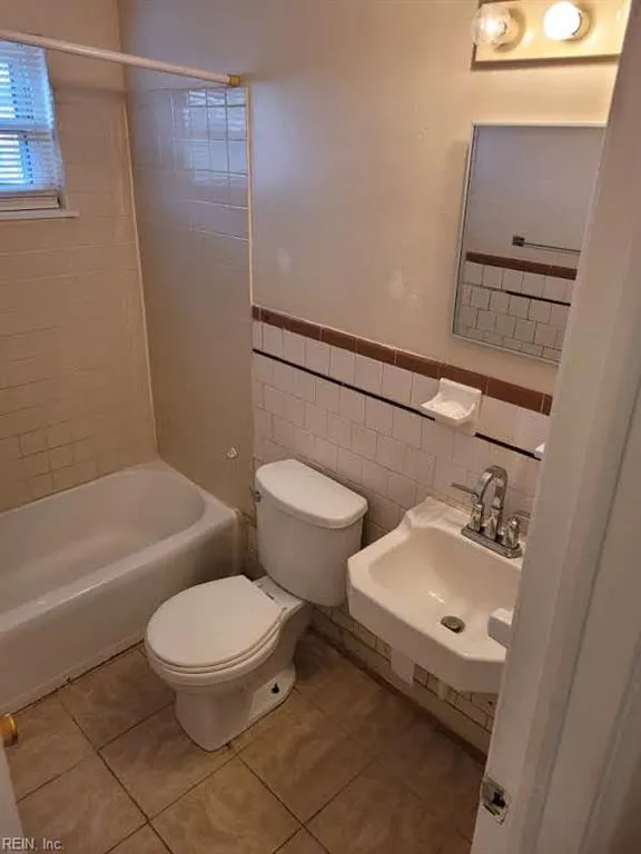 Norfolk, Virginia 23518, United States, 2 Bedrooms Bedrooms, ,1 BathroomBathrooms,Residential,Active,158726