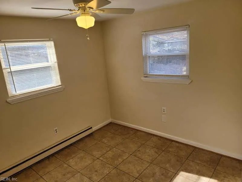 Norfolk, Virginia 23518, United States, 2 Bedrooms Bedrooms, ,1 BathroomBathrooms,Residential,Active,158726