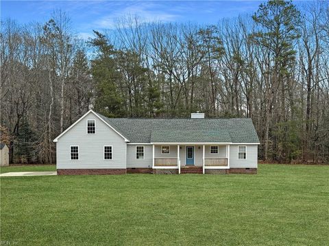 Photo of 6916 Deerfield Lane, Gloucester, VA 23061 (MLS # 10620493)