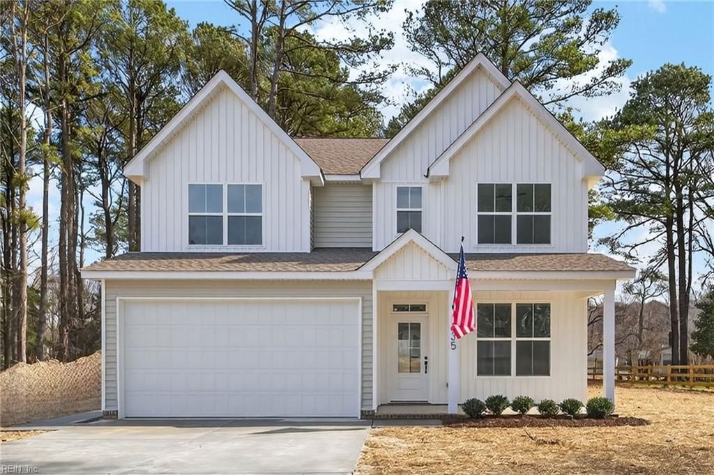 Photo of 1635 Colonial Avenue, Smithfield, VA 23430 (MLS # 10623970)