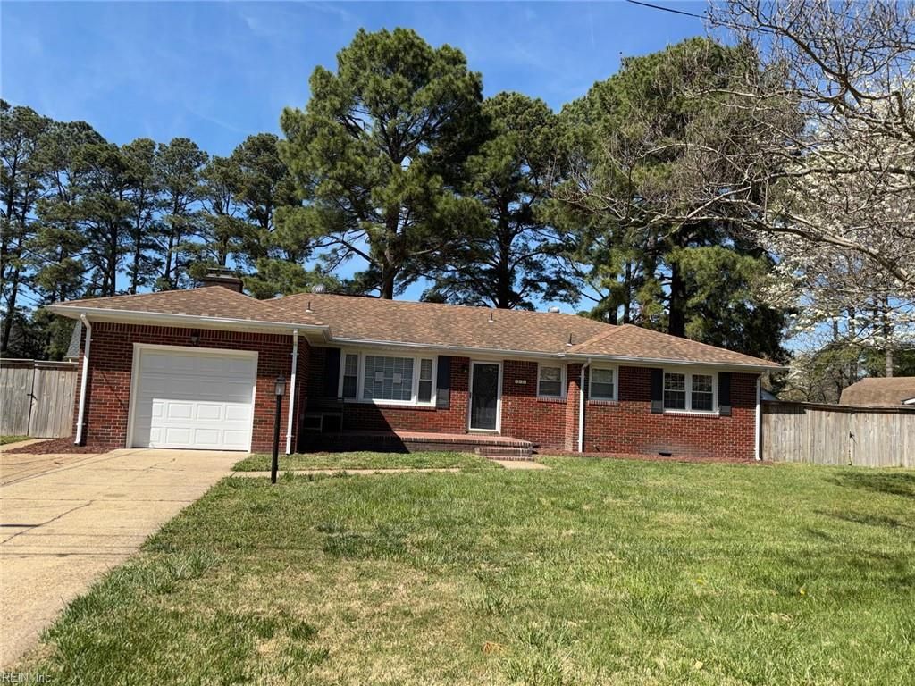 Photo of 205 Kalmar Drive, Chesapeake, VA 23320 (MLS # 10627274)