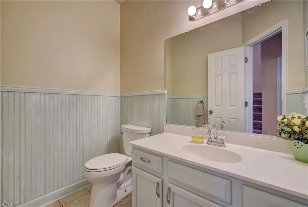 Chesapeake, Virginia 23322, United States, 4 Bedrooms Bedrooms, ,3 BathroomsBathrooms,Residential,Pending,120382