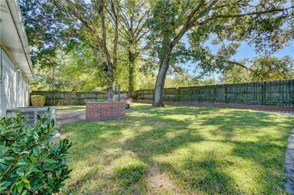 Norfolk, Virginia 23505, United States, 4 Bedrooms Bedrooms, ,2 BathroomsBathrooms,Residential,Active,233711