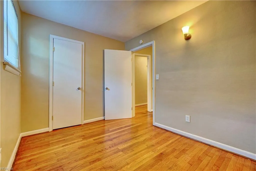 Norfolk, Virginia 23505, United States, 4 Bedrooms Bedrooms, ,2 BathroomsBathrooms,Residential,Active,233711