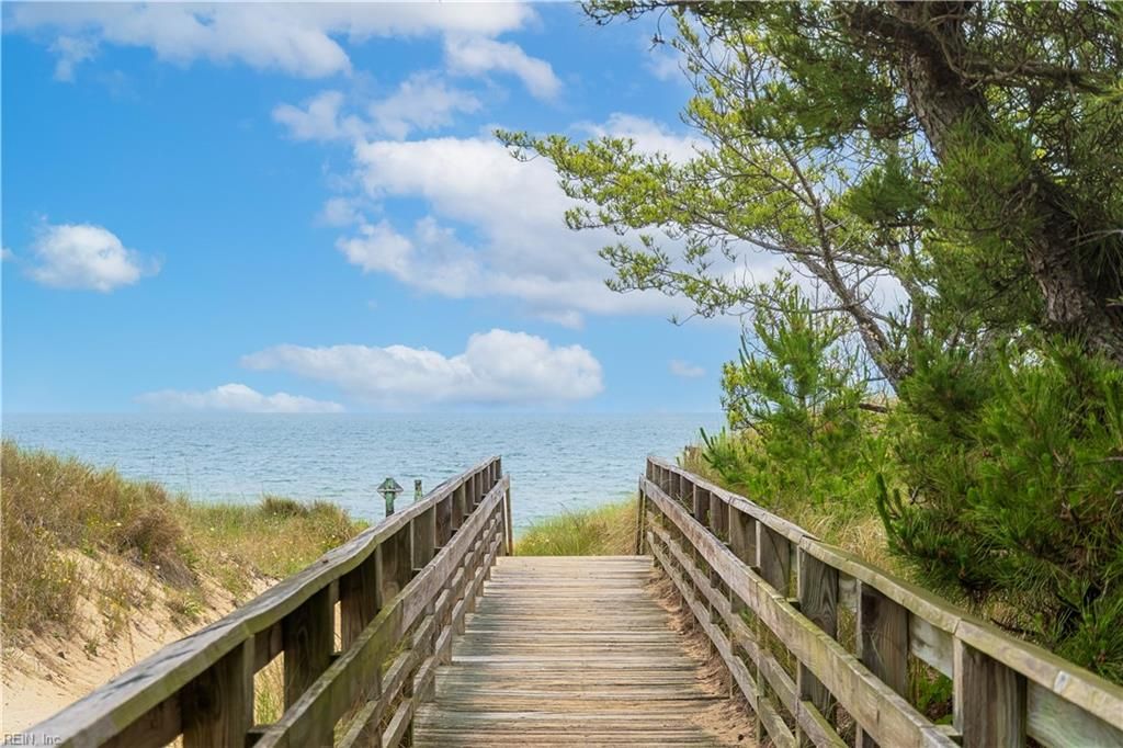 Photo of 1600 E Ocean View Avenue #H, Norfolk, VA 23503 (MLS # 10636658)