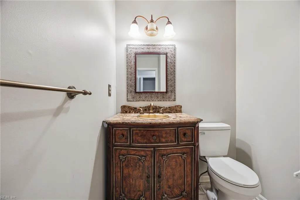 Chesapeake, Virginia 23320, United States, 2 Bedrooms Bedrooms, ,3 BathroomsBathrooms,Residential,Active,173662