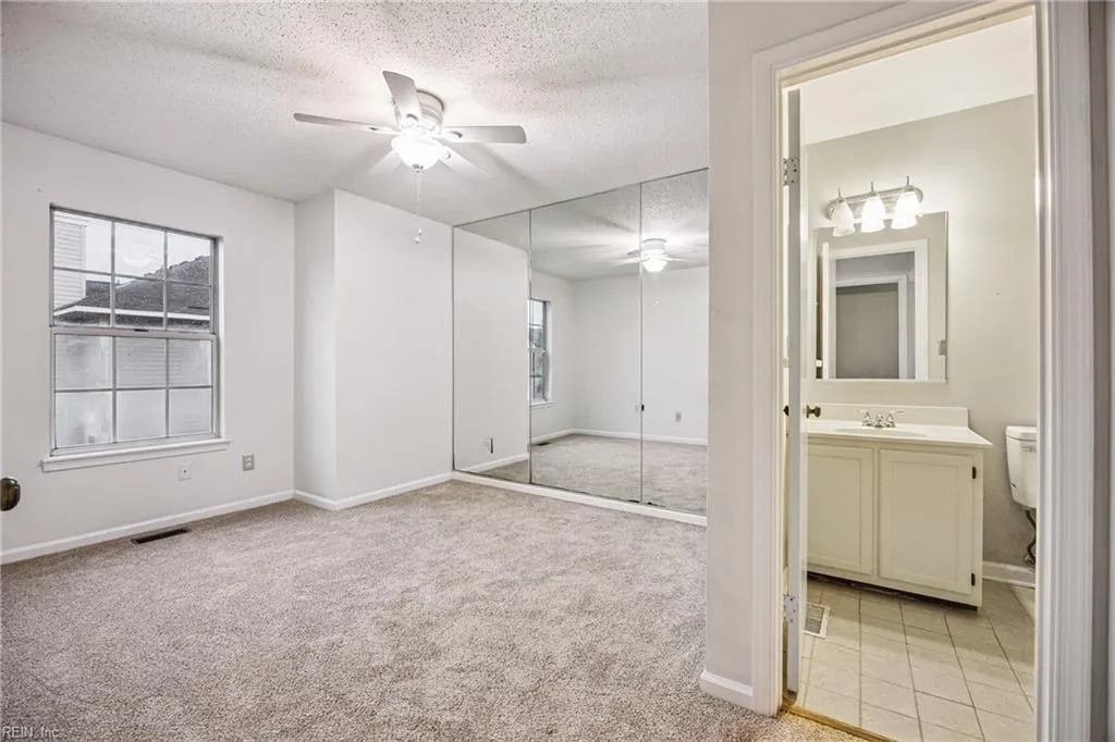 Chesapeake, Virginia 23320, United States, 2 Bedrooms Bedrooms, ,3 BathroomsBathrooms,Residential,Active,173662