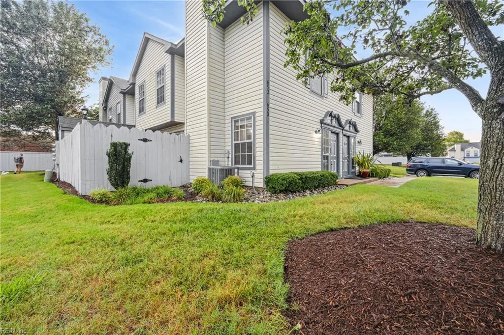 Chesapeake, Virginia 23320, United States, 2 Bedrooms Bedrooms, ,3 BathroomsBathrooms,Residential,Active,173662