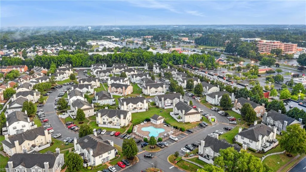 Chesapeake, Virginia 23320, United States, 2 Bedrooms Bedrooms, ,3 BathroomsBathrooms,Residential,Active,173662