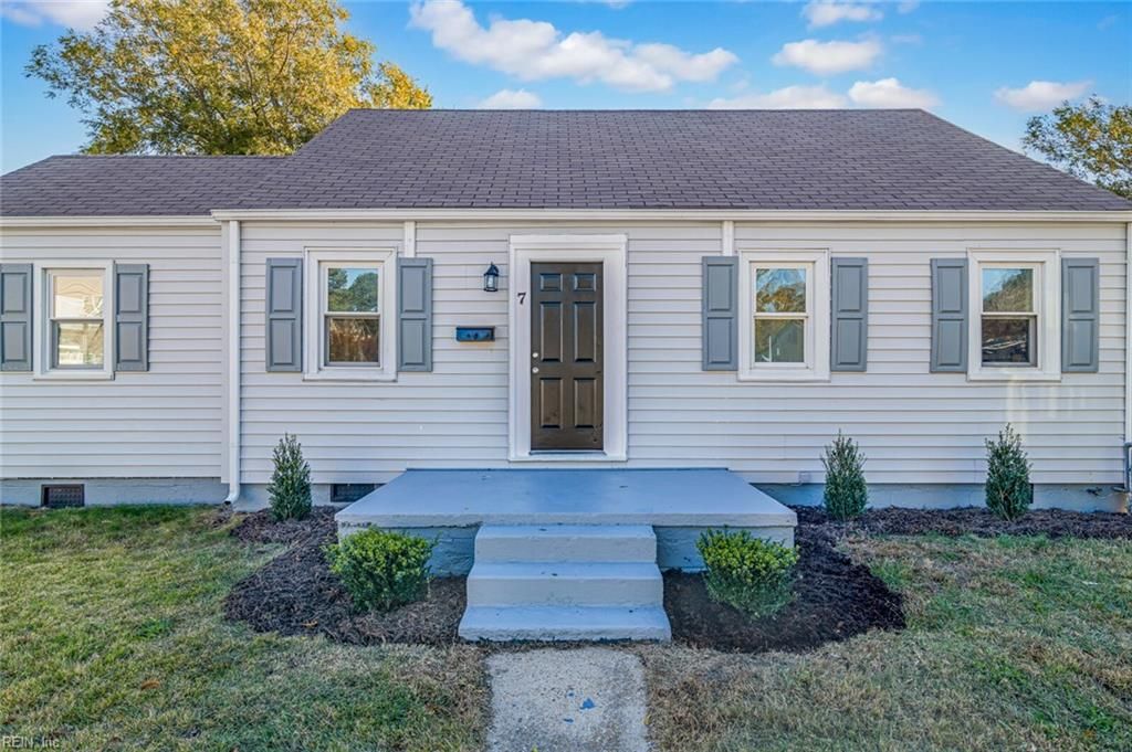 Photo of 7 Mohican Drive, Portsmouth, VA 23701 (MLS # 10616800)