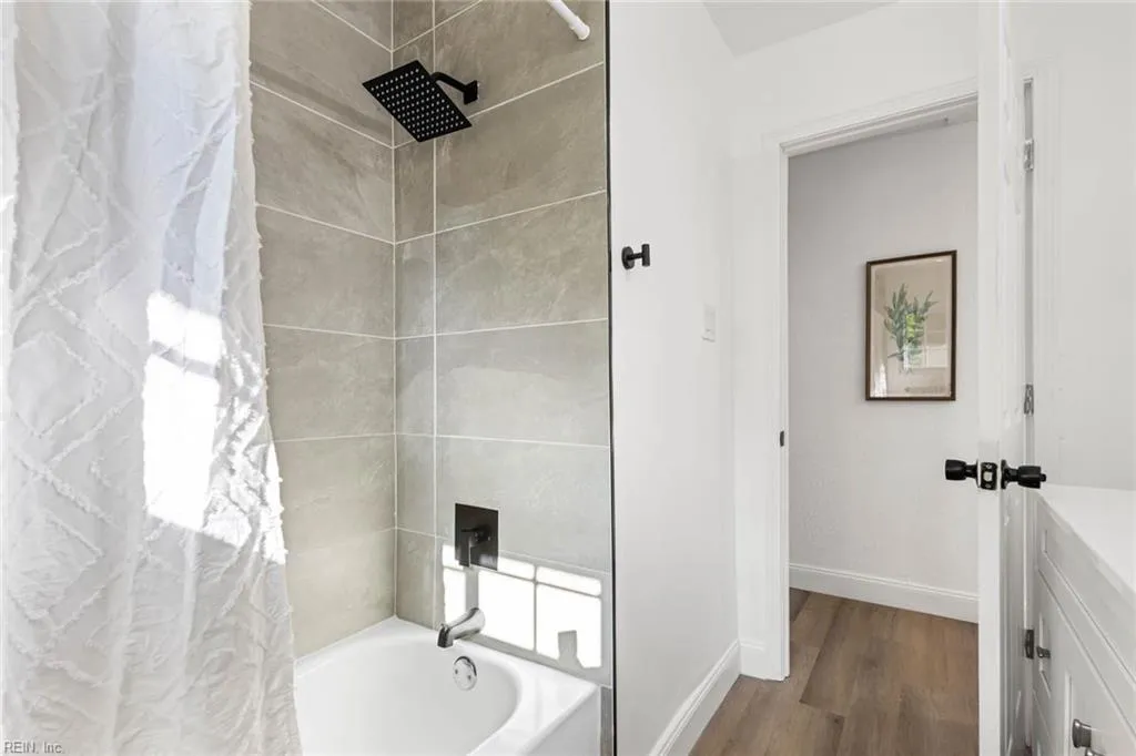 Virginia Beach, Virginia 23455, United States, 4 Bedrooms Bedrooms, ,2 BathroomsBathrooms,Residential,Active,208765