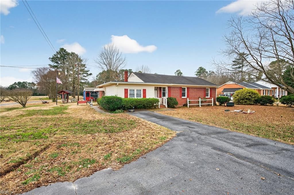 Photo of 3221 Holland Road, Suffolk, VA 23434 (MLS # 10613938)