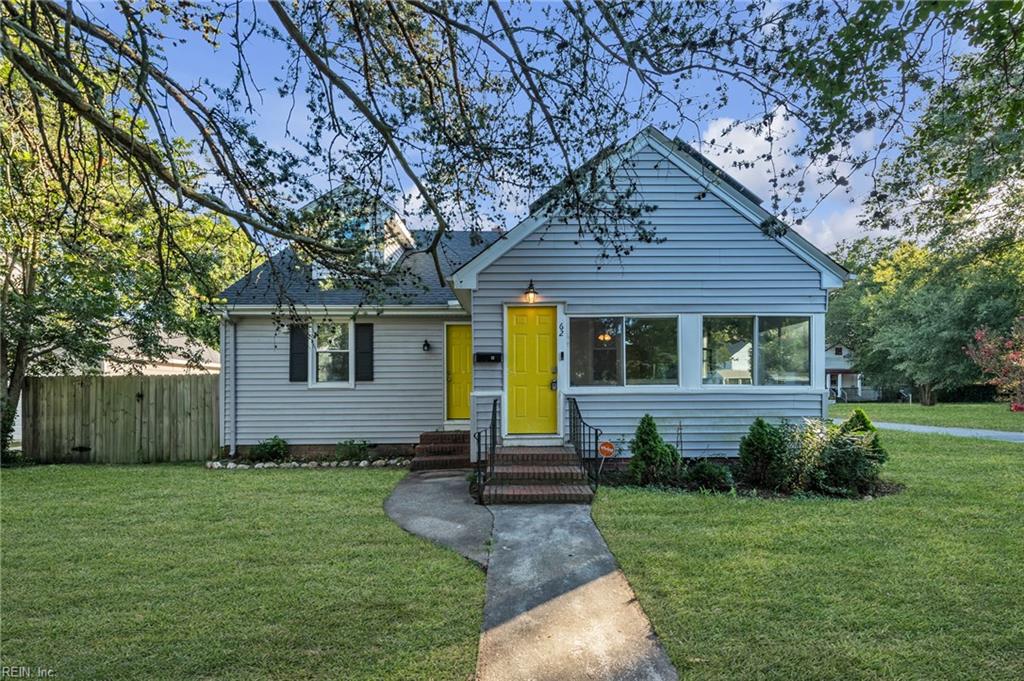 Photo of 62 Bainbridge Avenue, Portsmouth, VA 23702 (MLS # 10654045)