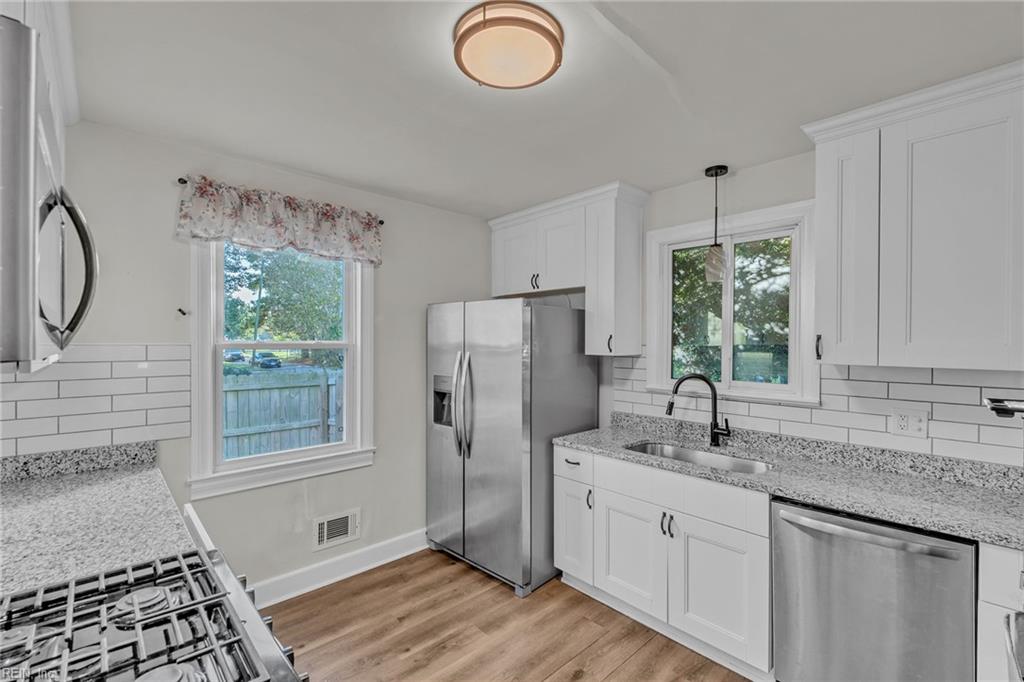 Photo of 62 Bainbridge Avenue, Portsmouth, VA 23702 (MLS # 10654045)