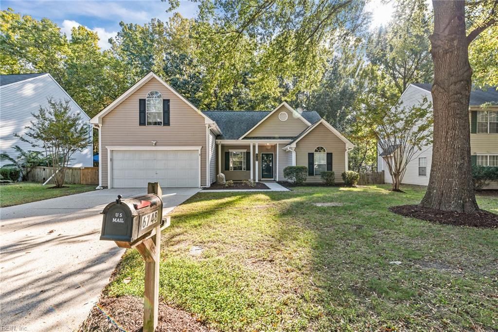 Photo of 6748 Burbage Lake Circle, Suffolk, VA 23434 (MLS # 10605953)