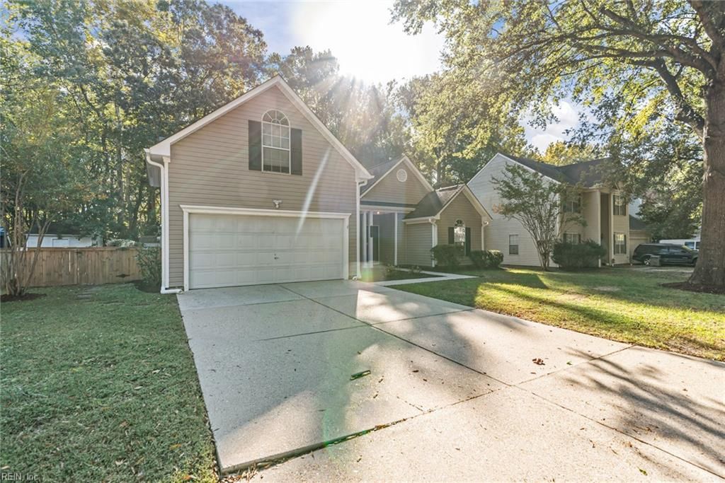 Photo of 6748 Burbage Lake Circle, Suffolk, VA 23434 (MLS # 10605953)