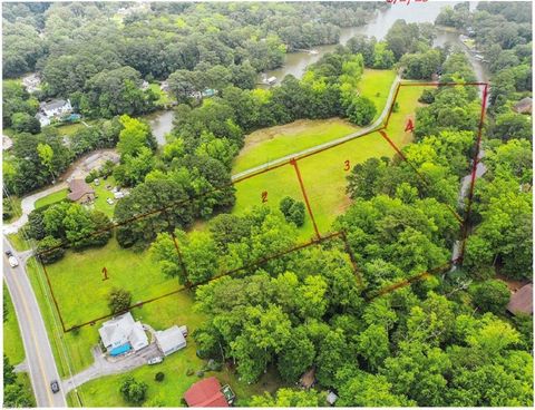 1404 Seaford RD Seaford VA 23696