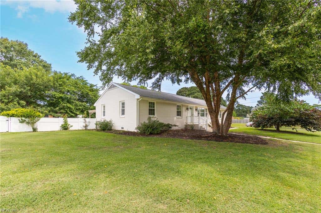 Photo of 114 Bobby Jones Drive, Portsmouth, VA 23701 (MLS # 10640240)