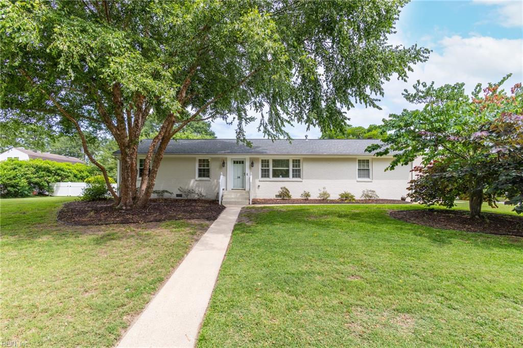 Photo of 114 Bobby Jones Drive, Portsmouth, VA 23701 (MLS # 10640240)