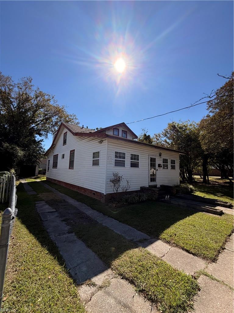 Photo of 119 Beechwood Avenue, Norfolk, VA 23505 (MLS # 10656823)