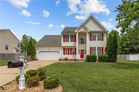 1002 Sawtooth DR Suffolk VA 23434