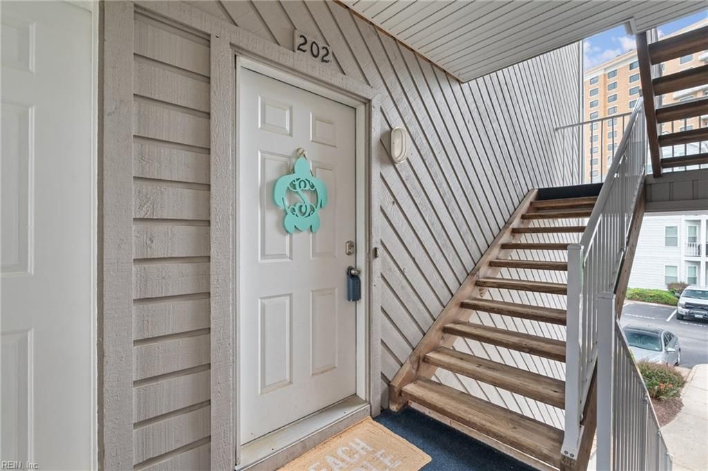 Photo of 2301 Beach Haven Drive #202, Virginia Beach, VA 23451 (MLS # 10618671)