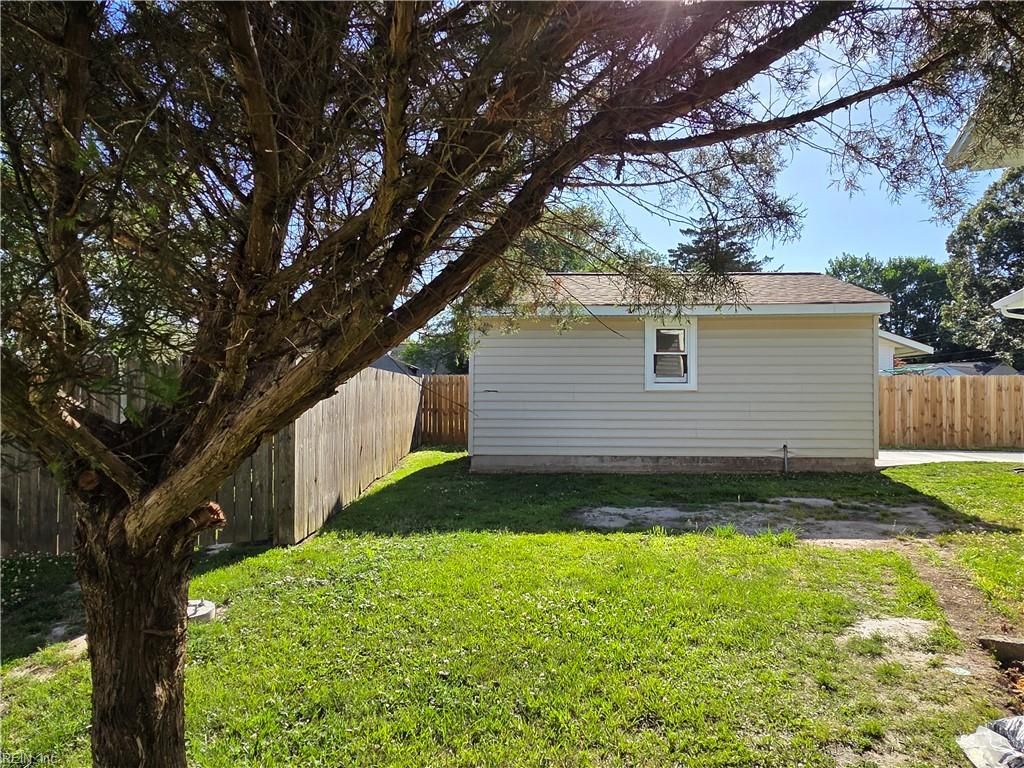 Photo of 3068 Belle Haven Drive, Virginia Beach, VA 23452 (MLS # 10637073)