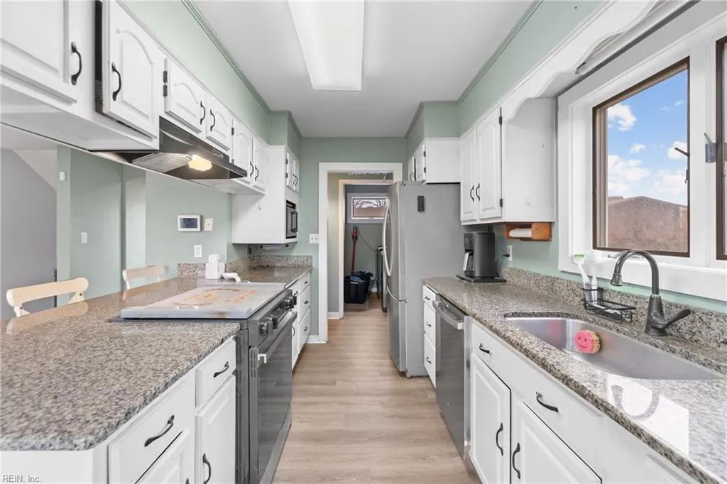 Chesapeake, Virginia 23320, United States, 4 Bedrooms Bedrooms, ,3 BathroomsBathrooms,Residential,Active,4817