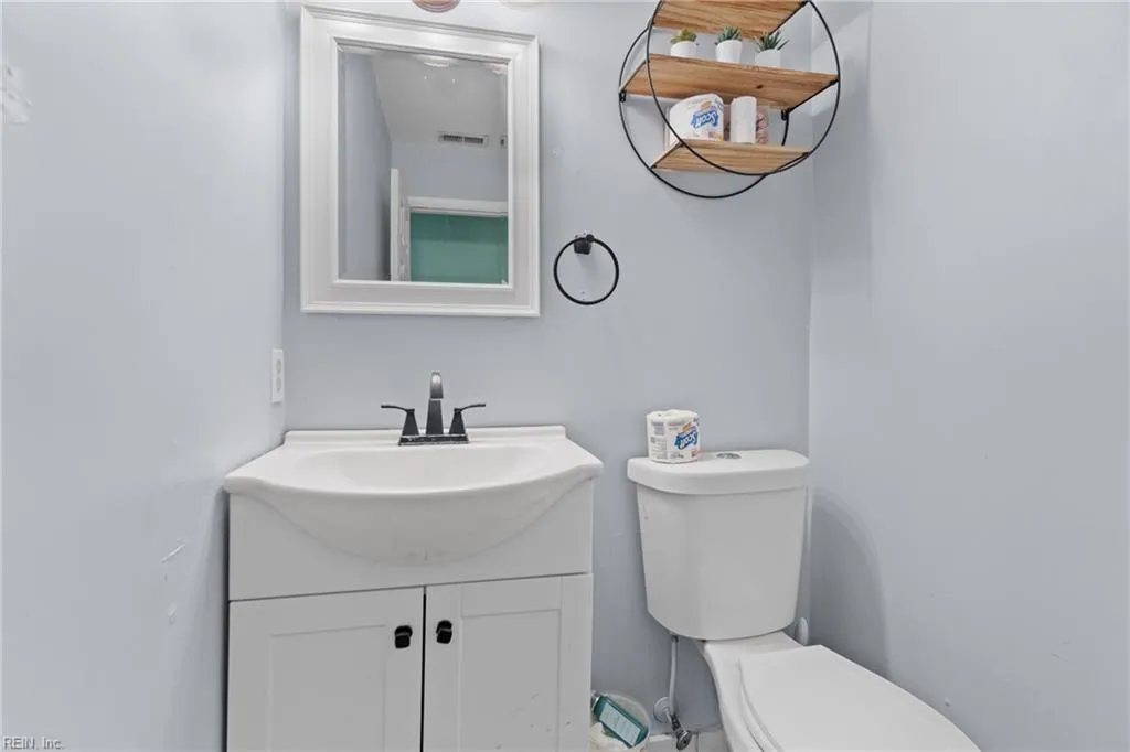 Chesapeake, Virginia 23320, United States, 4 Bedrooms Bedrooms, ,3 BathroomsBathrooms,Residential,Active,4817