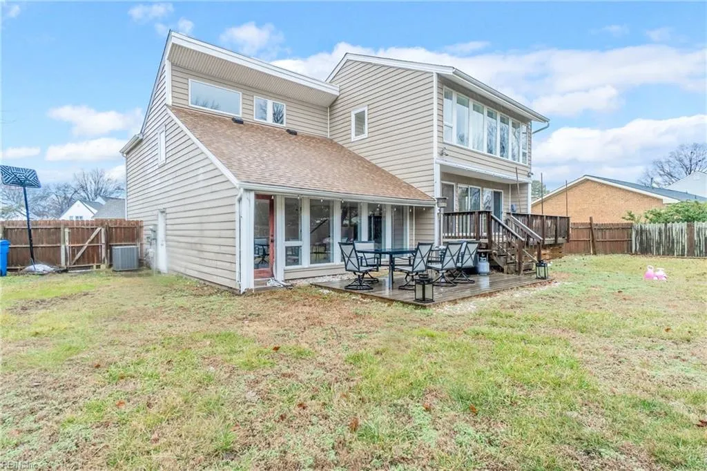 Chesapeake, Virginia 23320, United States, 4 Bedrooms Bedrooms, ,3 BathroomsBathrooms,Residential,Active,4817